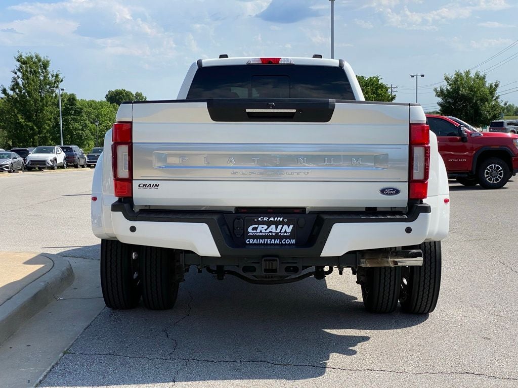 2022 Ford F-450SD Platinum