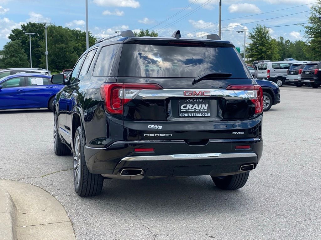 2023 GMC Acadia Denali