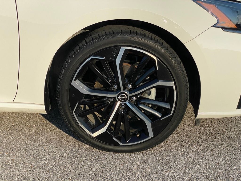 2025 Nissan Altima 2.5 SR