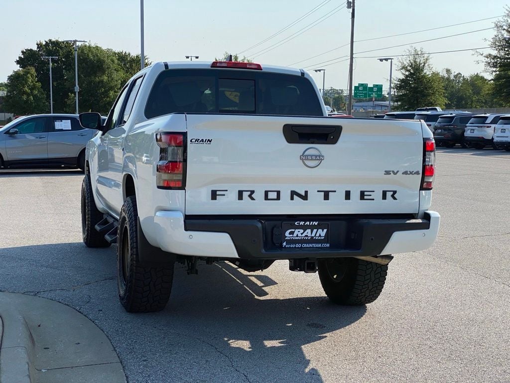 2024 Nissan Frontier SV