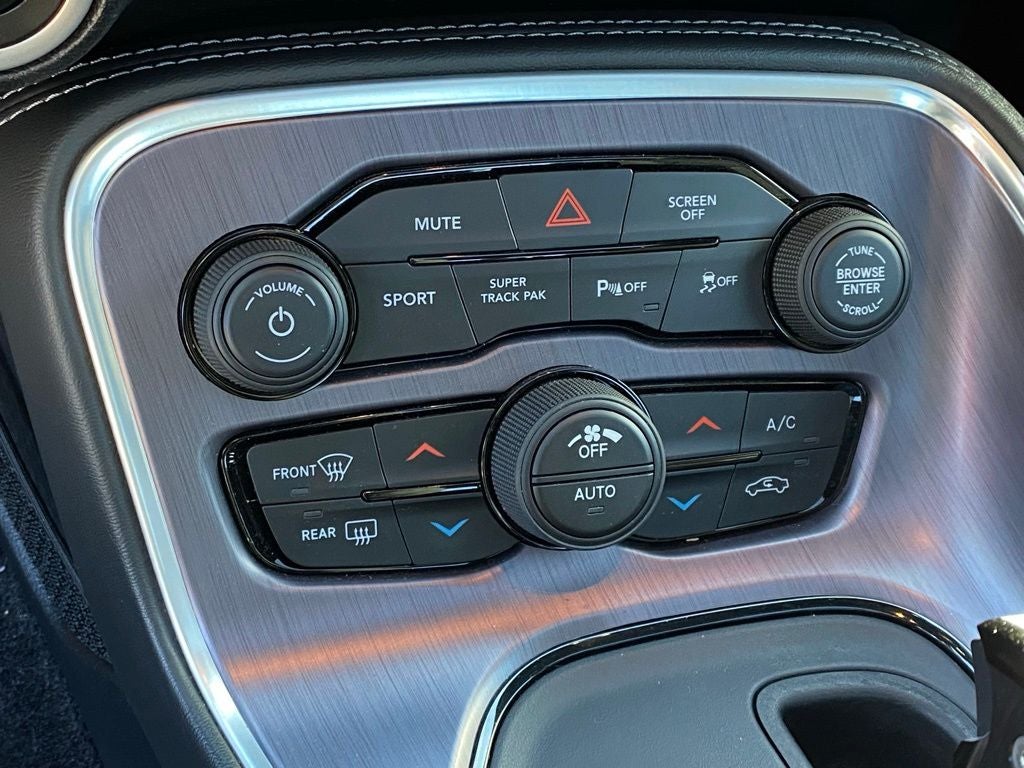 2018 Dodge Challenger R/T Scat Pack/Shaker Hood