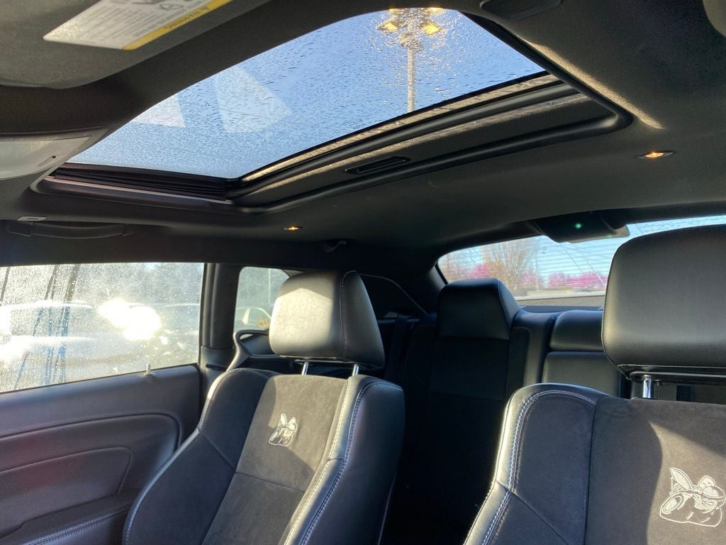 2018 Dodge Challenger R/T Scat Pack/Shaker Hood