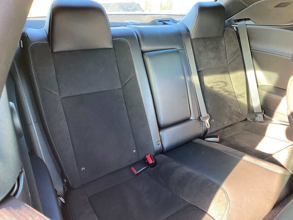 2018 Dodge Challenger R/T Scat Pack/Shaker Hood