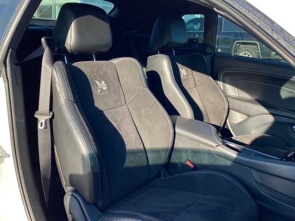 2018 Dodge Challenger R/T Scat Pack/Shaker Hood