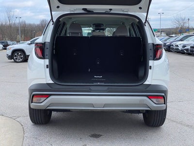 2025 Hyundai TUCSON SE