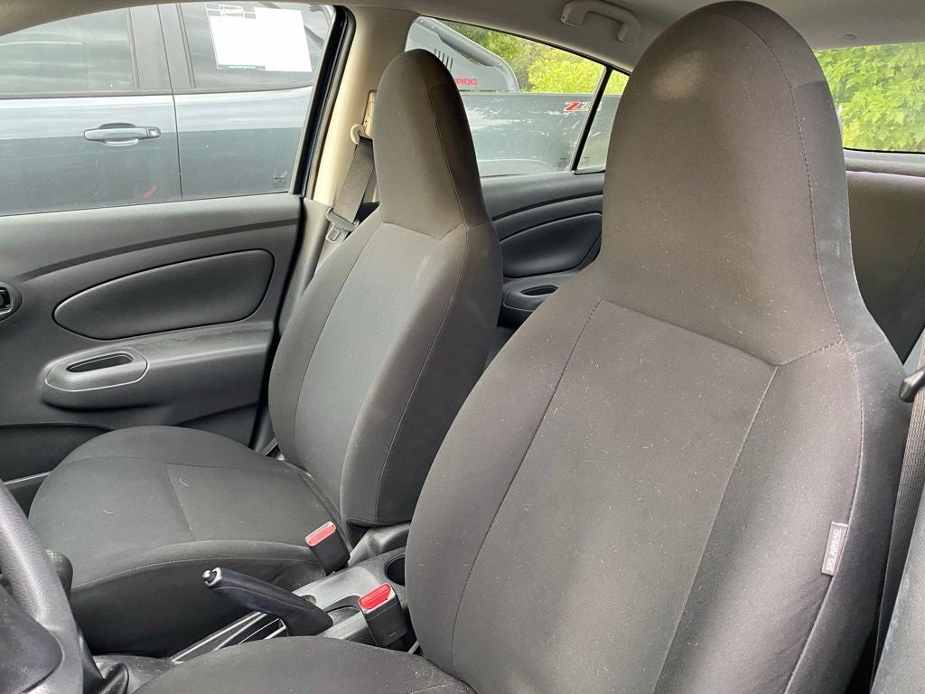 2015 Nissan Versa 1.6 S
