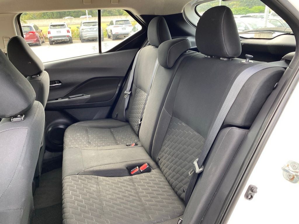 2023 Nissan Kicks SV