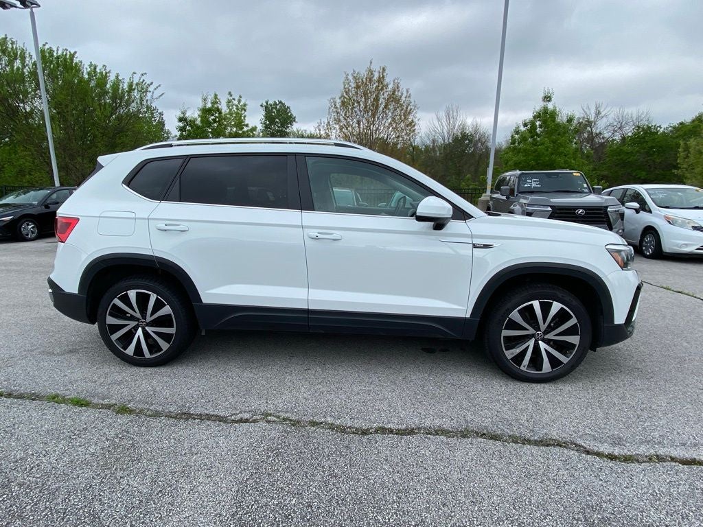 2024 Volkswagen Taos 1.5T SE