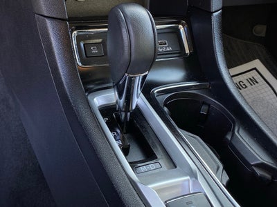 2023 Subaru Ascent Limited AWD NEW TIRES CLEAN CARFAX