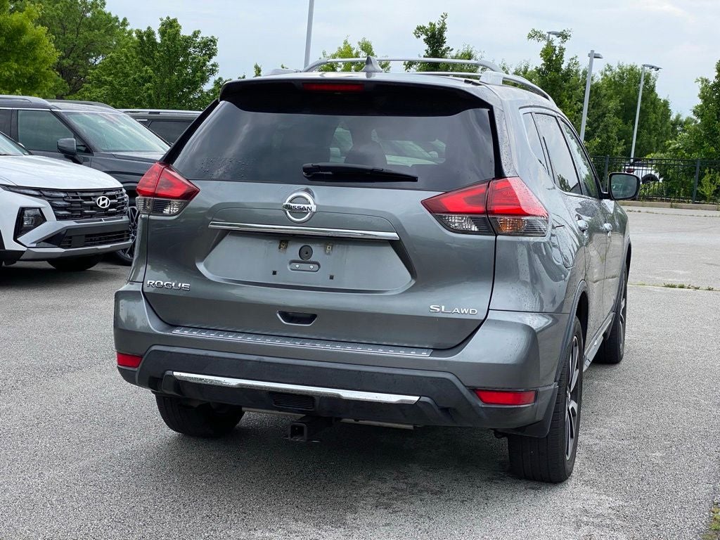 2017 Nissan Rogue SL