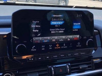 2022 Nissan Pathfinder SL