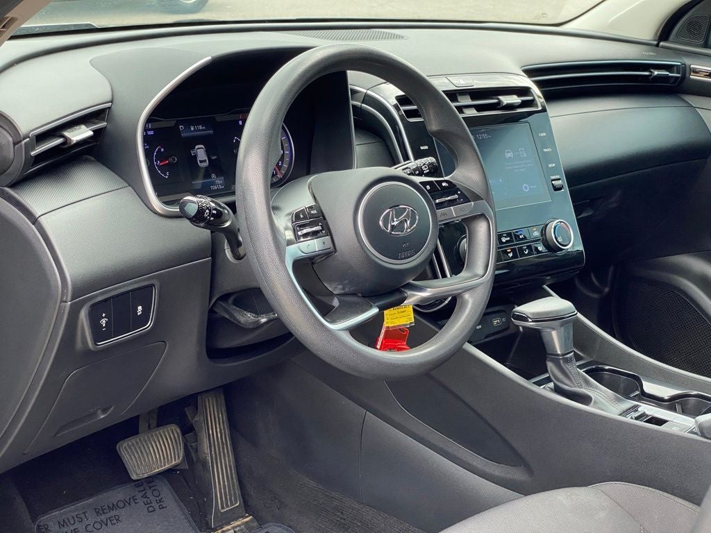 2022 Hyundai TUCSON SE