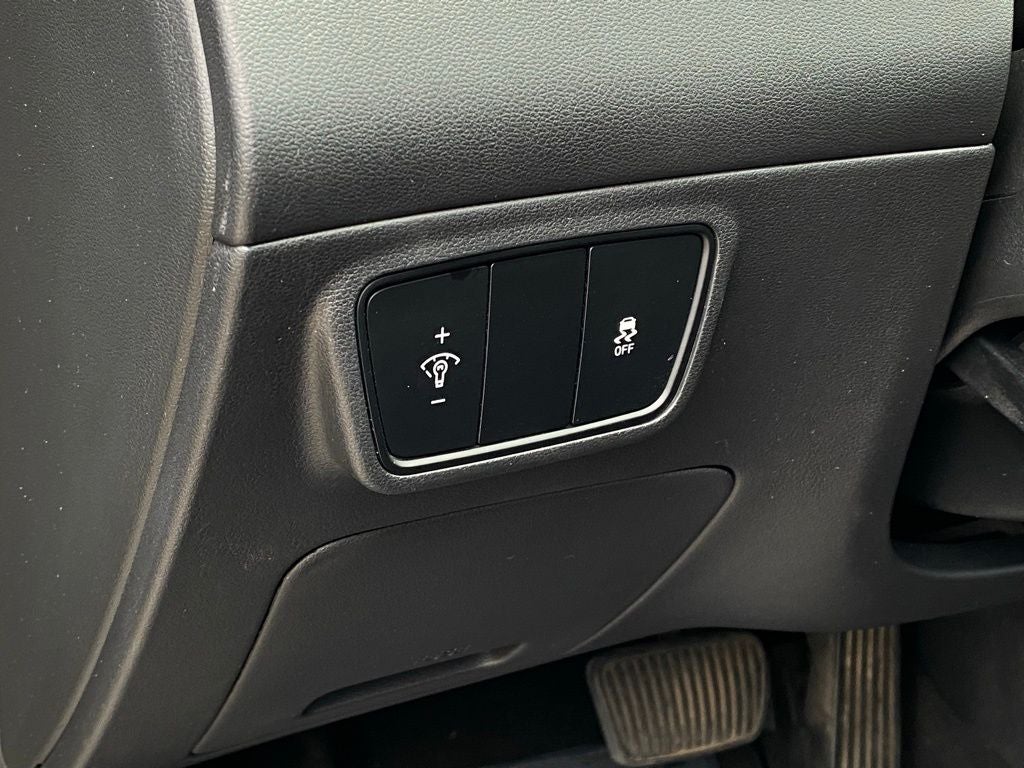 2022 Hyundai TUCSON SE