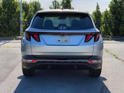 2022 Hyundai TUCSON SE