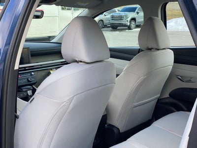 2026 Hyundai TUCSON SE FWD