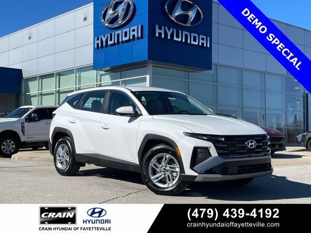 2025 Hyundai TUCSON SE FWD