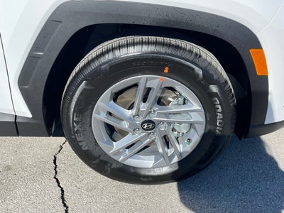 2025 Hyundai TUCSON SE FWD