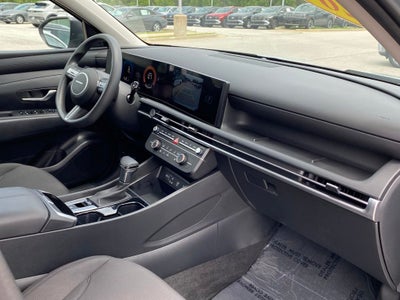 2026 Hyundai TUCSON SE FWD