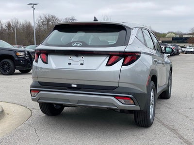 2026 Hyundai TUCSON SE FWD