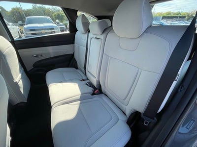2025 Hyundai TUCSON SE AWD