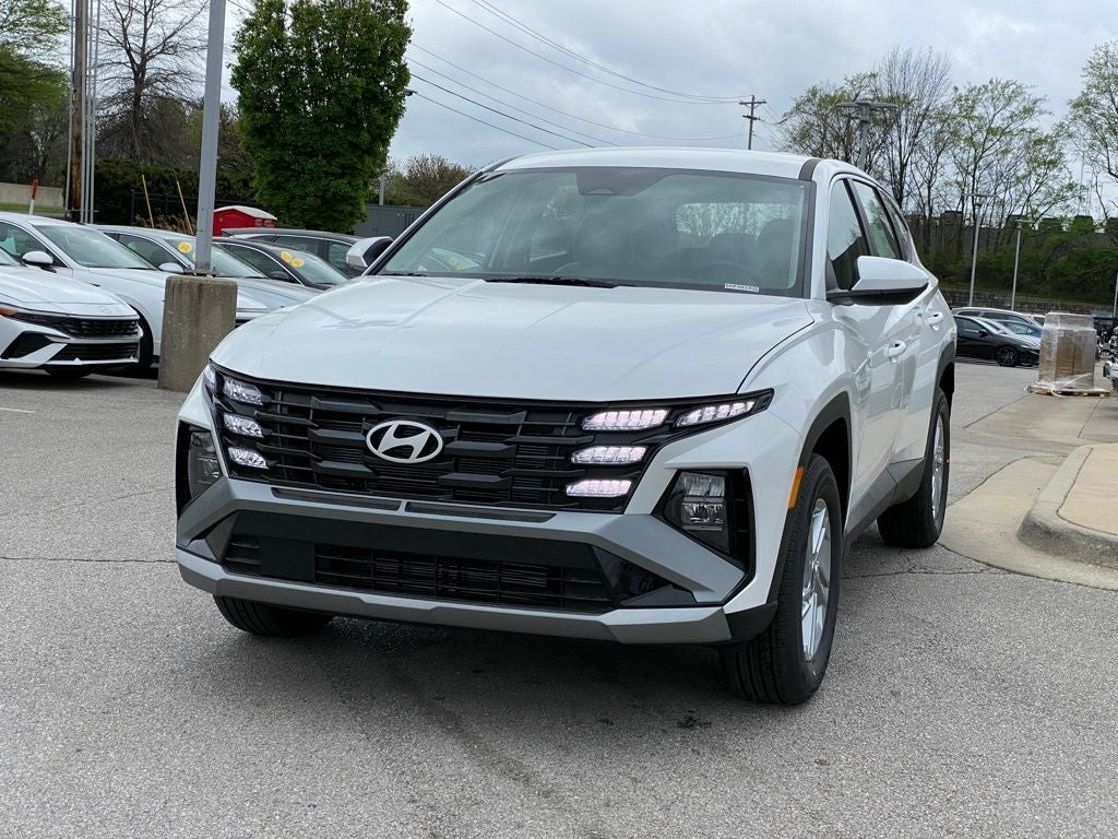 2026 Hyundai TUCSON SE AWD
