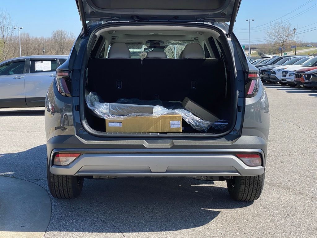 2026 Hyundai TUCSON SEL Premium FWD