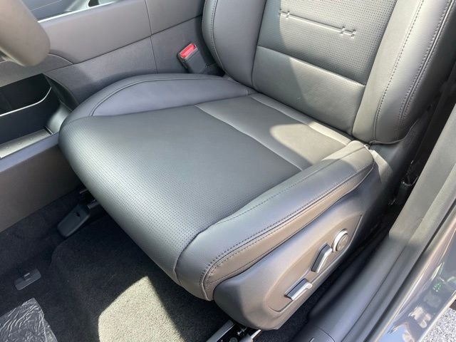 2025 Hyundai SANTA FE HYBRID Limited