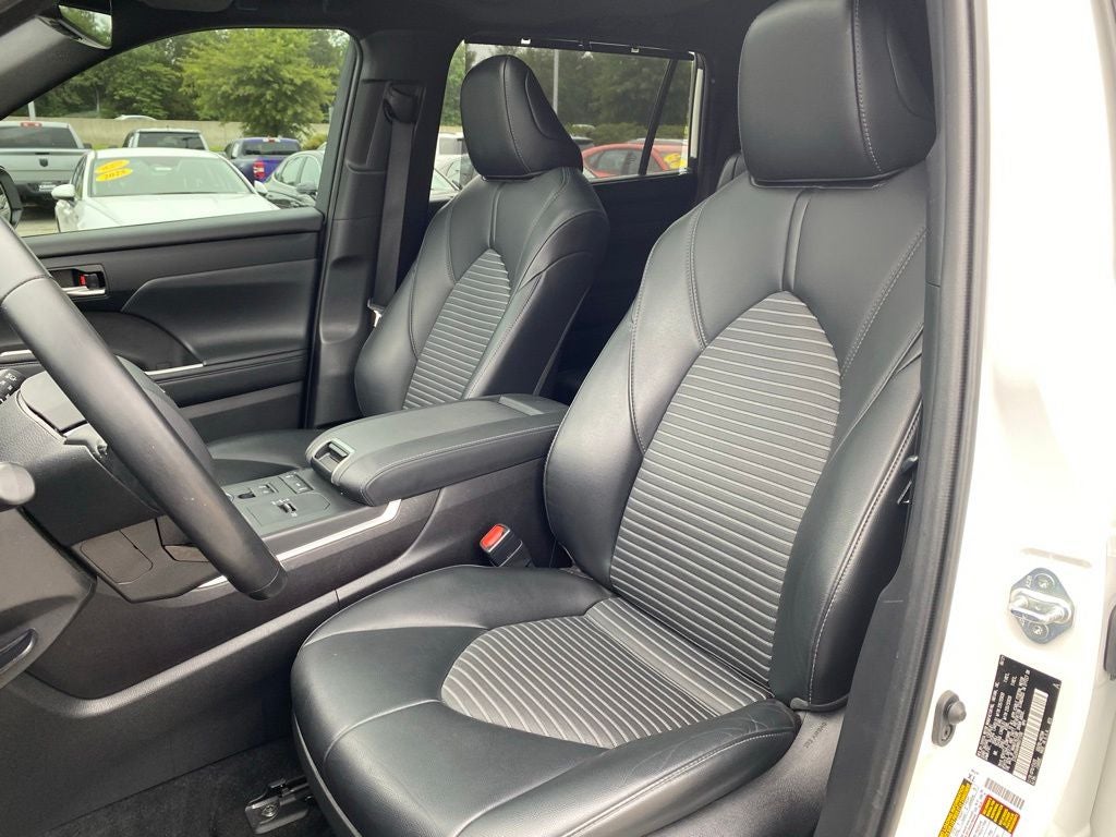 2021 Toyota Highlander XSE