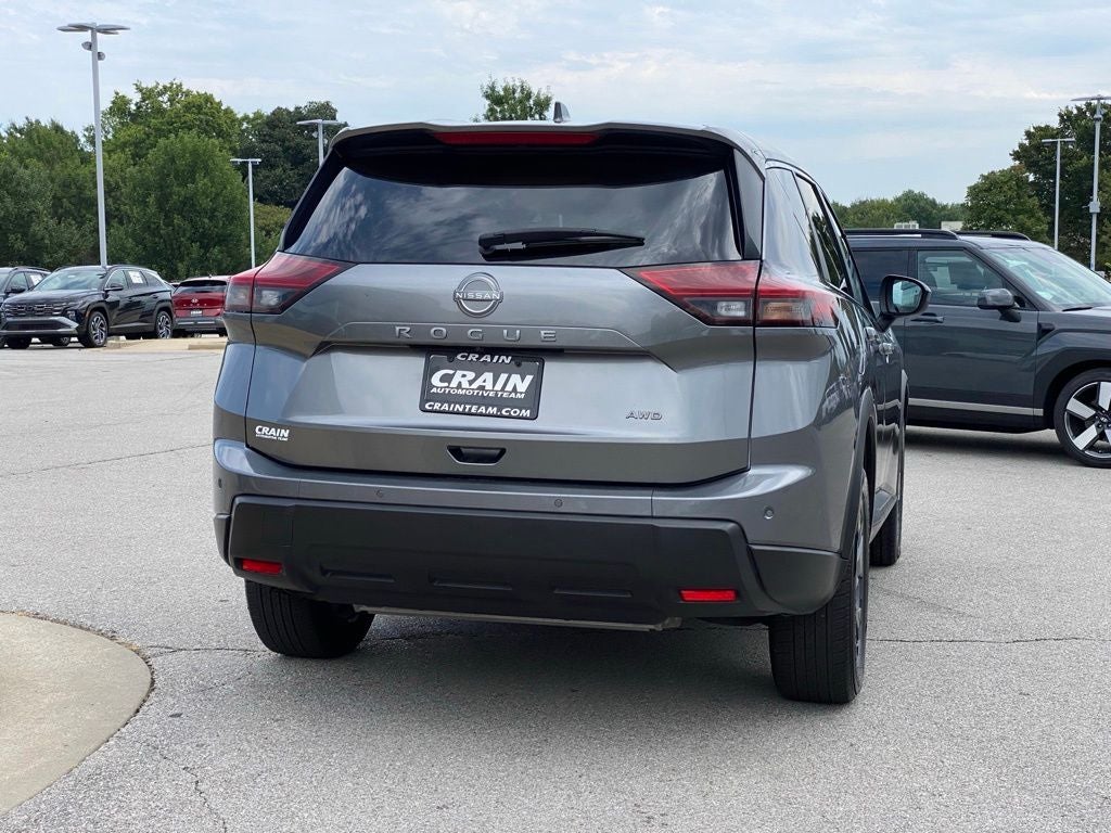 2025 Nissan Rogue SV