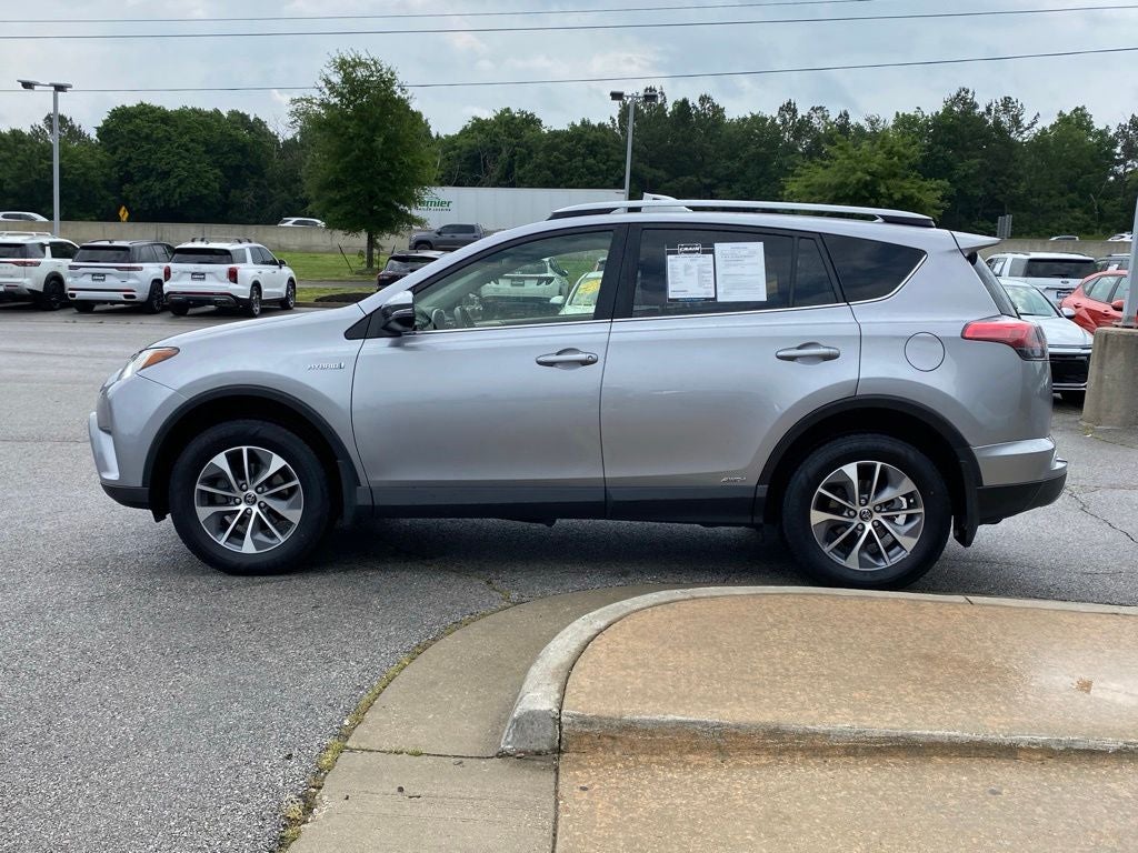 2018 Toyota RAV4 Hybrid XLE