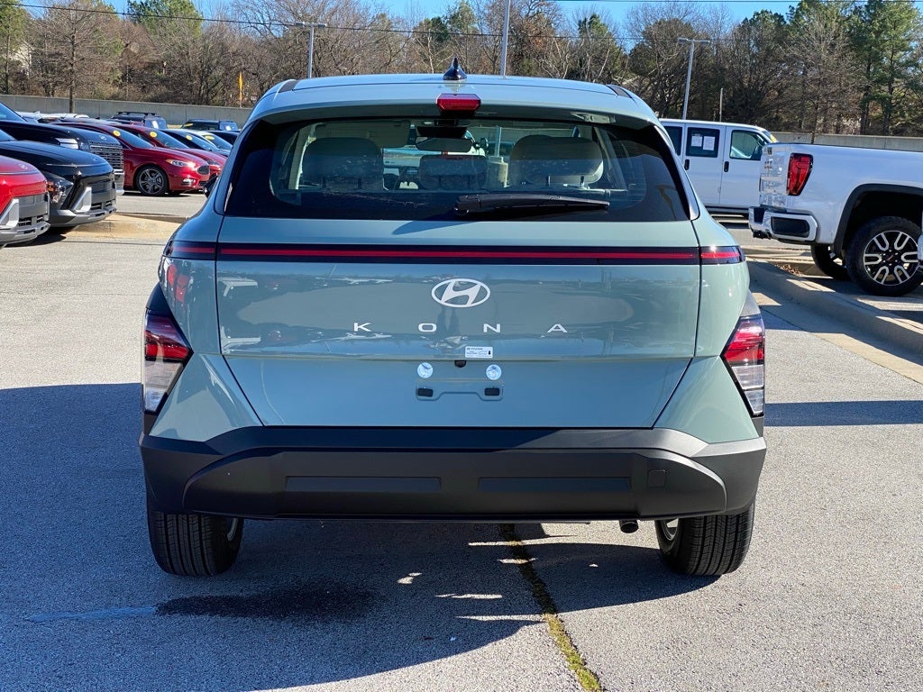 2026 Hyundai KONA SE FWD