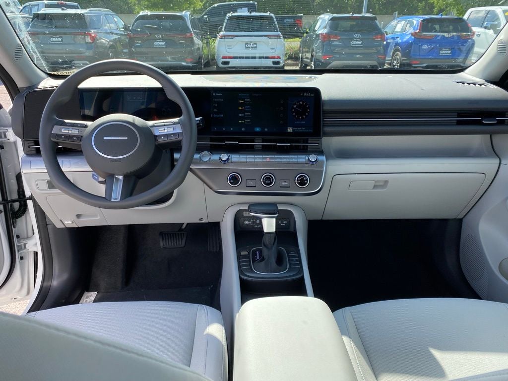 2026 Hyundai KONA SE FWD
