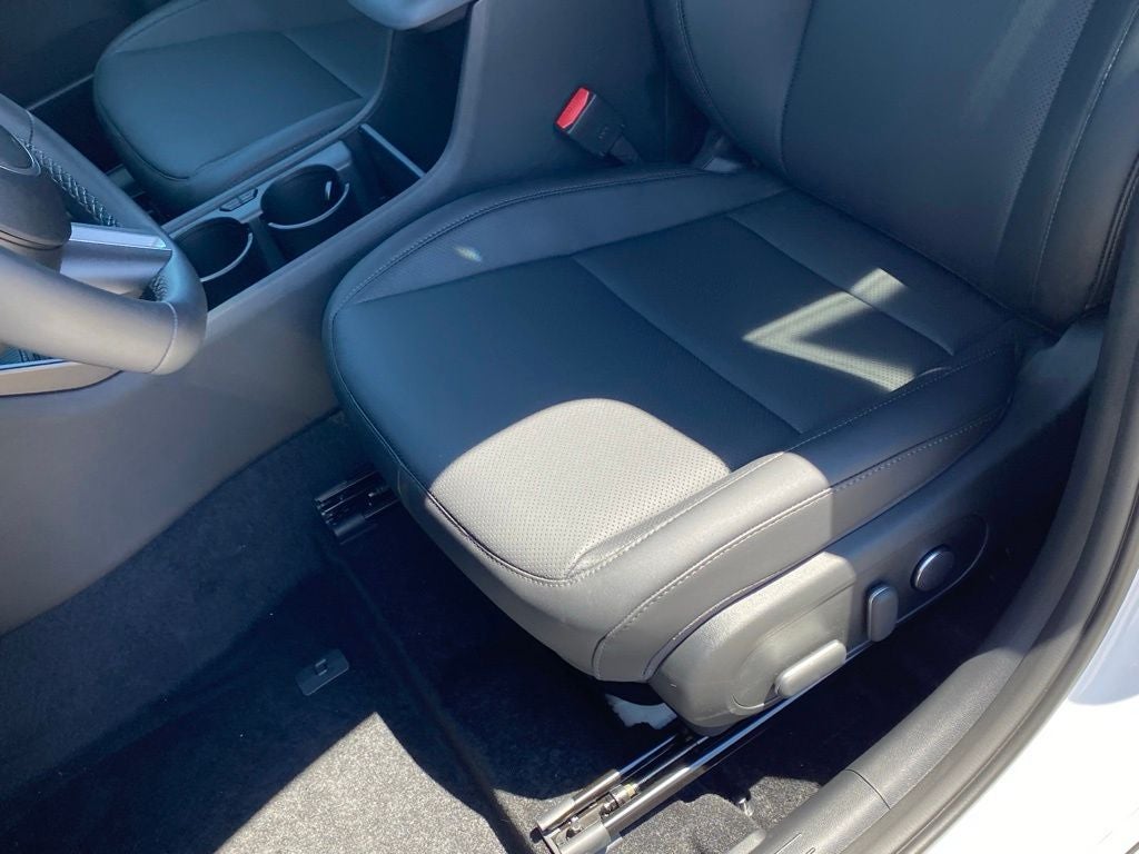 2026 Hyundai KONA SEL Premium FWD