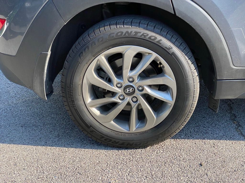 2018 Hyundai TUCSON SE