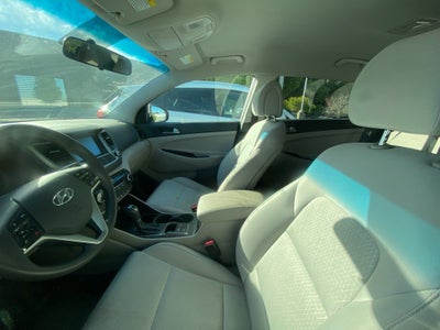 2018 Hyundai TUCSON SEL