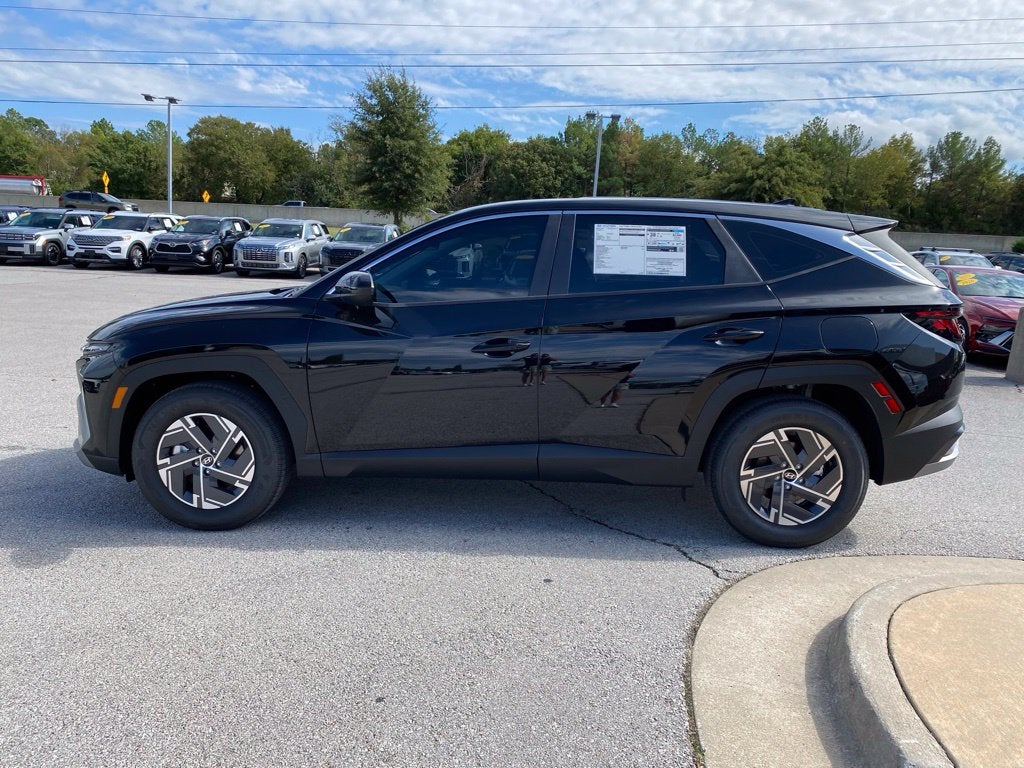 2026 Hyundai TUCSON HYBRID SE