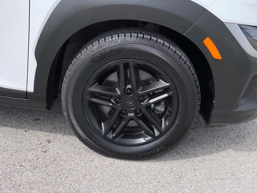 2023 Hyundai KONA SE
