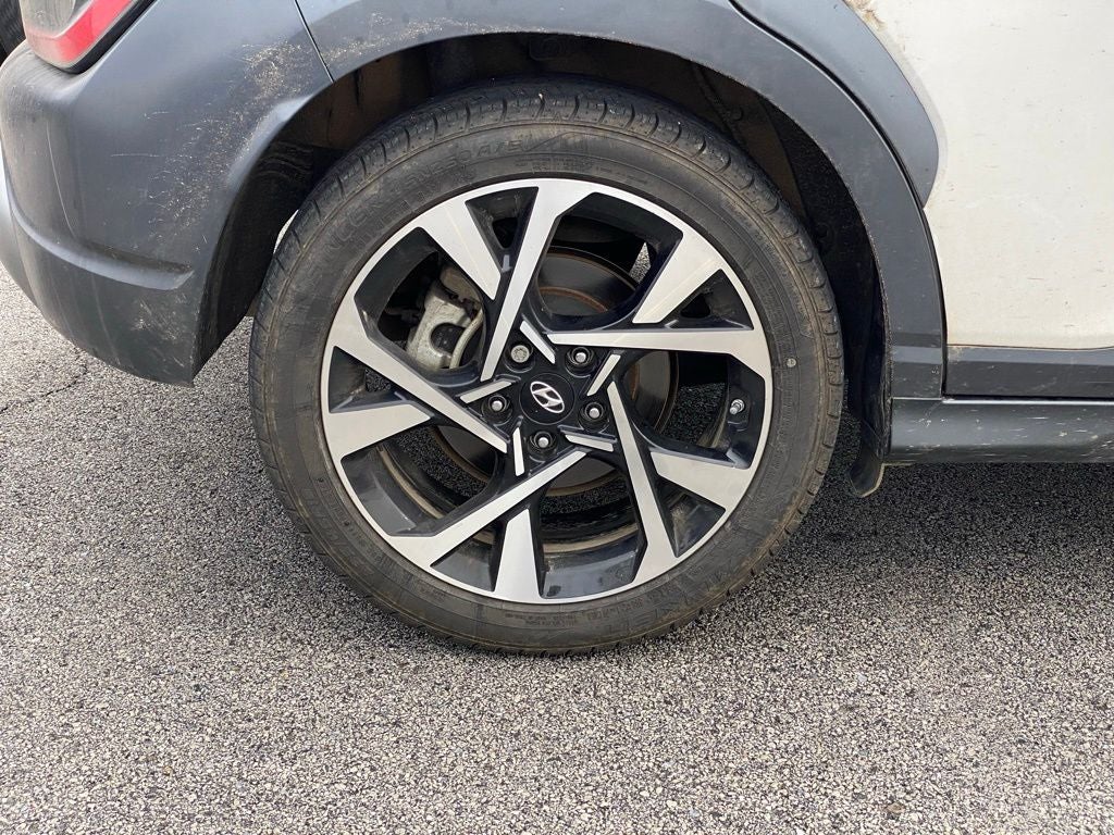 2022 Hyundai KONA Limited