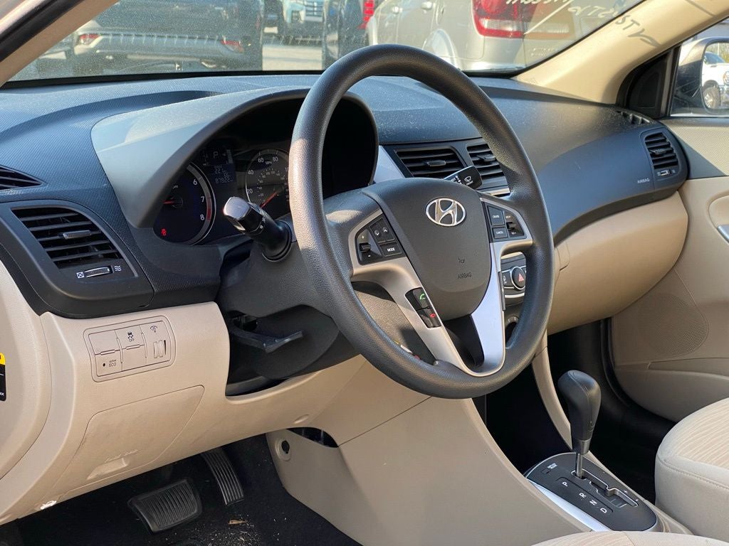 2016 Hyundai ACCENT SE