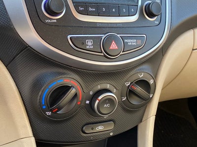 2016 Hyundai ACCENT SE