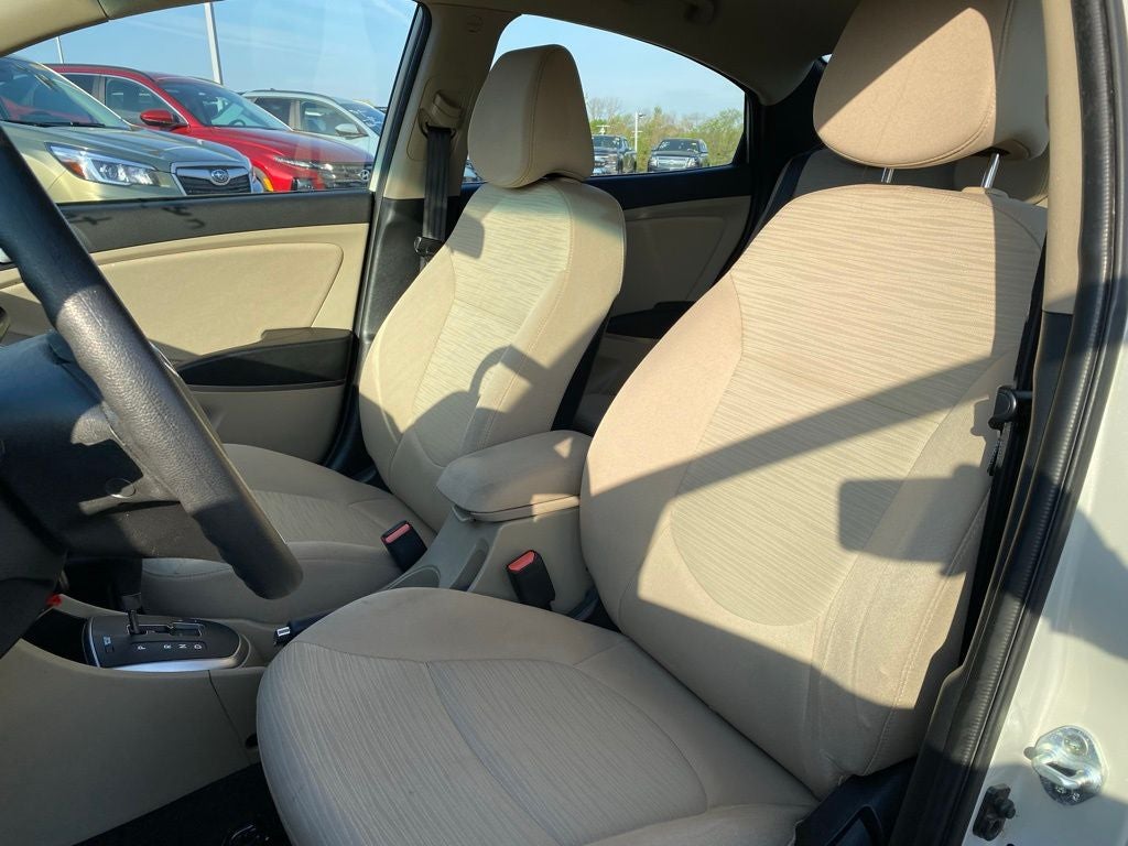 2016 Hyundai ACCENT SE