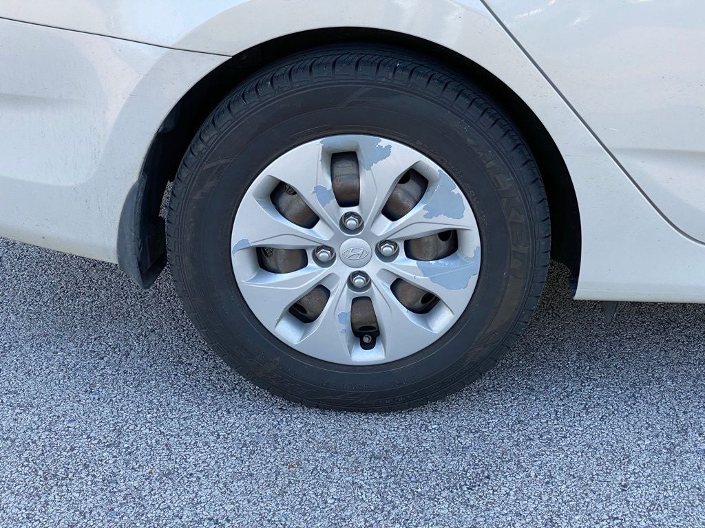 2016 Hyundai ACCENT SE