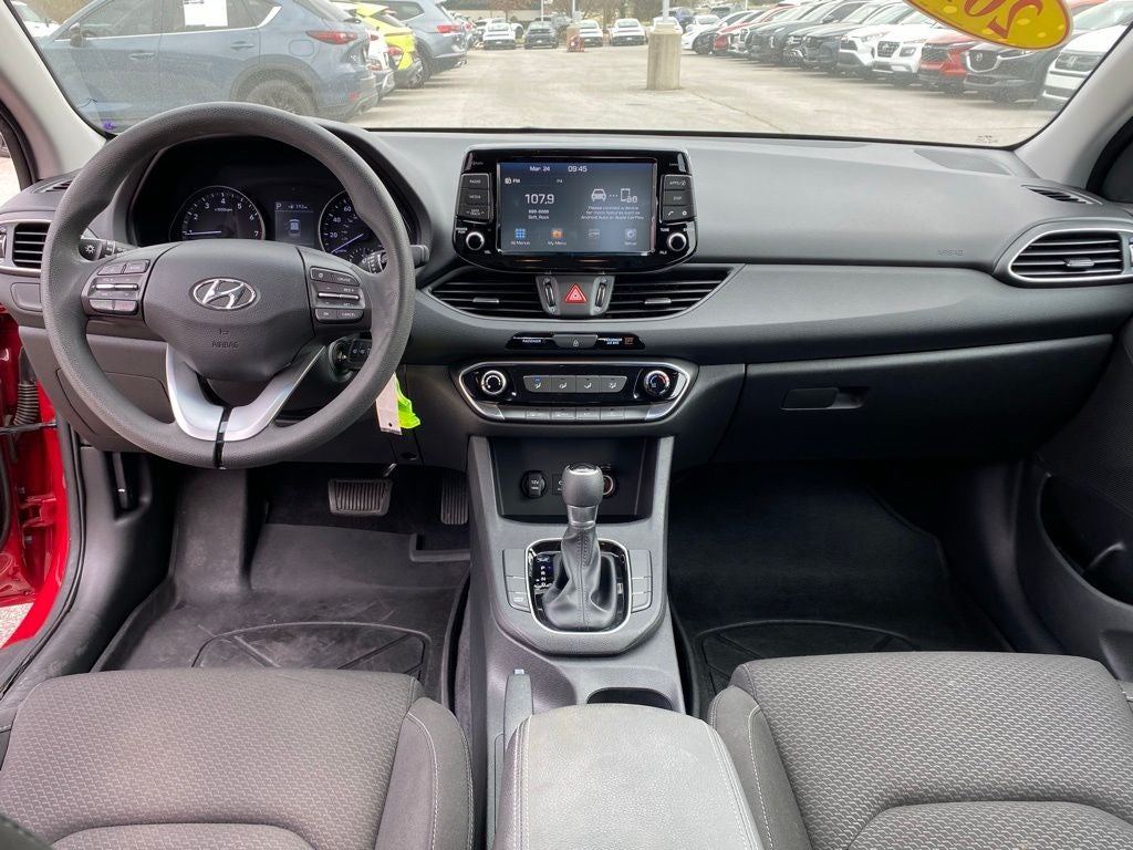 2020 Hyundai ELANTRA GT Base