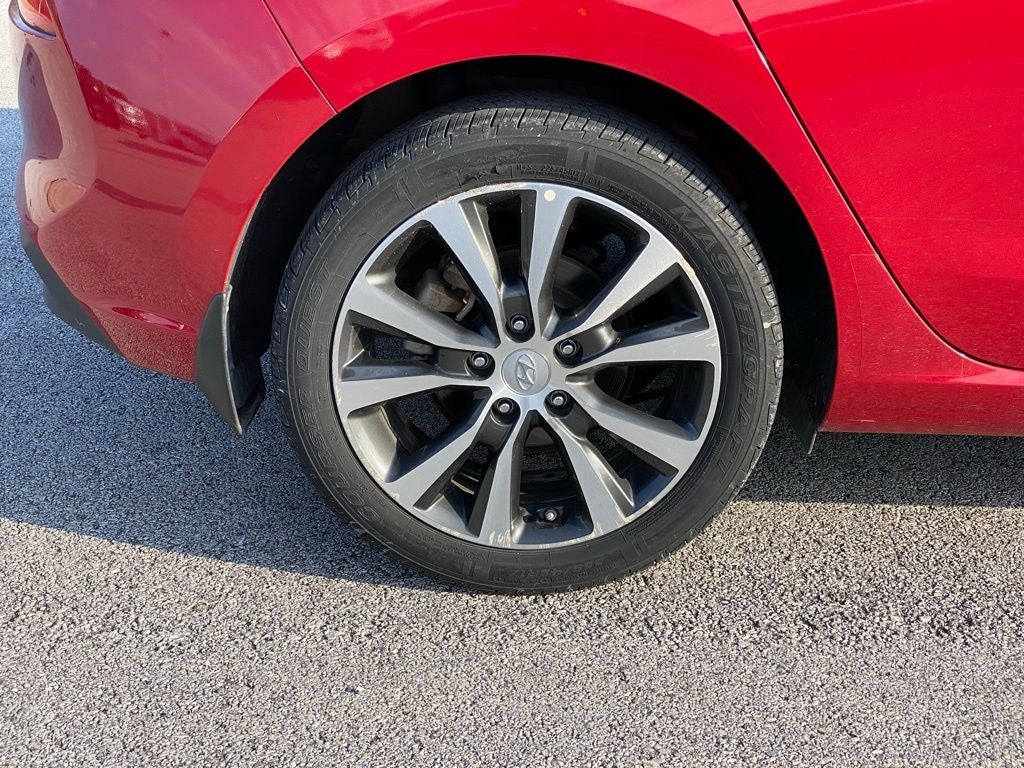 2020 Hyundai ELANTRA GT Base