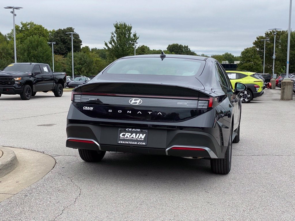 2026 Hyundai SONATA SE
