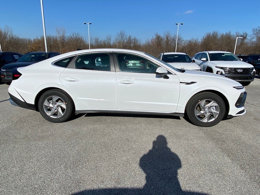 2026 Hyundai SONATA SE