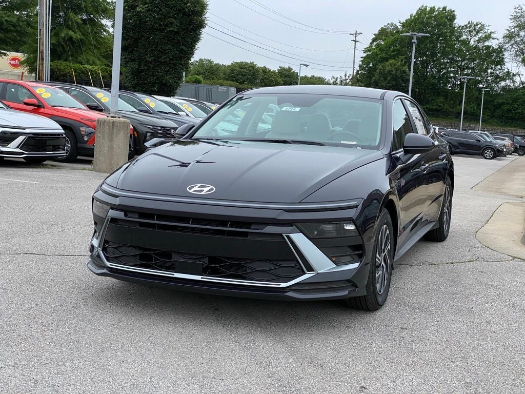 2026 Hyundai SONATA HYBRID Blue