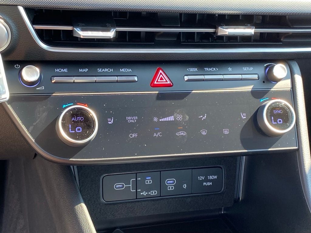 2026 Hyundai SONATA HYBRID SEL