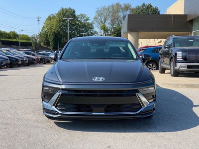 2026 Hyundai SONATA HYBRID SEL