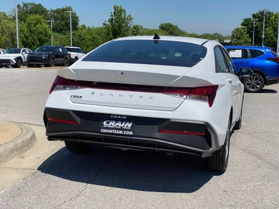 2026 Hyundai ELANTRA SE